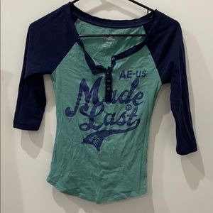 3/4 sleeve button up tee